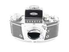 Exakta Varex IIa con prisma