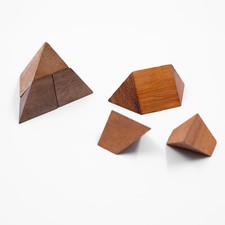 Puzzle piramide in legno 3