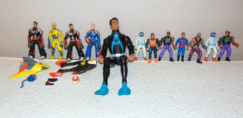 Action man atom - action,