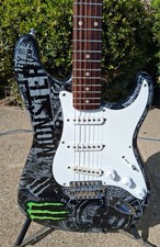 CHITARRA ELETTRICA SQUIER BY
