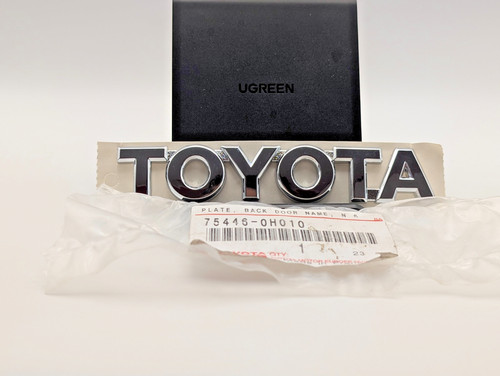 Toyota aygo logo nome - toyota,
