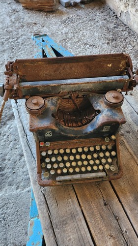Macchina scrivere olivetti - scrivere,