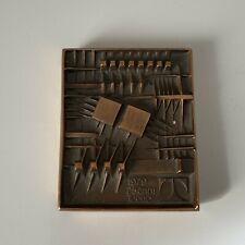 Sculpture en bronze Arnaldo POMODORO