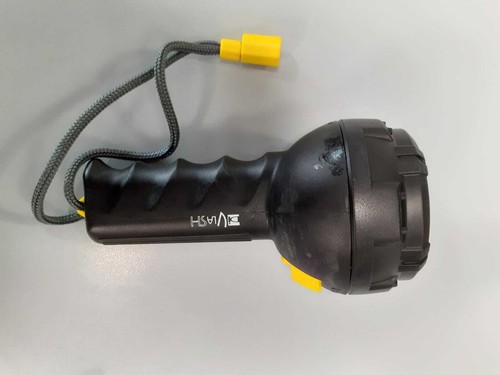 Torcia subacquea galleggiante