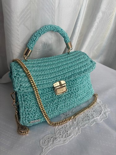 Borsa uncinetto fatta a - ad,