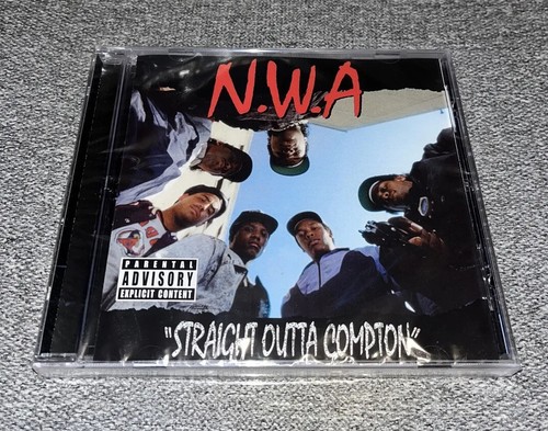 Straight outta compton - compton, by