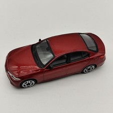 alfa romeo giulia burago bburago1/43 modellino