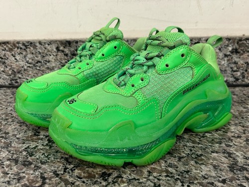 Balenciaga triple verde - balenciaga,
