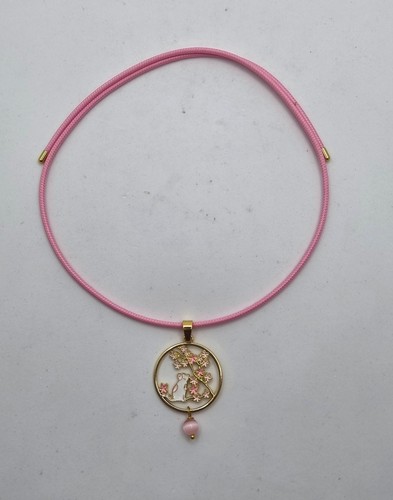 Girocollo rosa con ciondolo - rosa,
