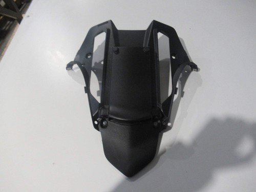 Plastica sotto cupolino honda - plastica,
