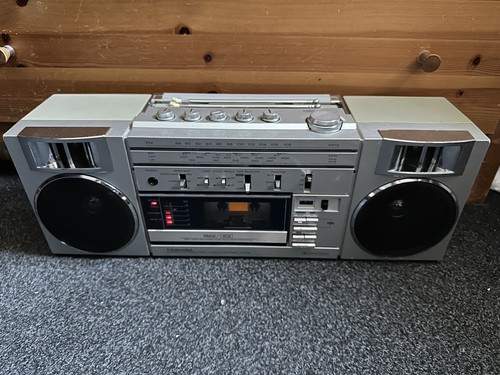 Toshiba s782 boombox radio - rt-s782,