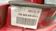 8K9945094E faro posteriore