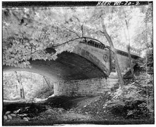 2. VIEW EAST RAIL, WEST FACE