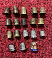 Lotto di 18 ditali per cucito da collezione varie Nazioni - vintage anni vari.