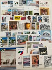 Repubblica 2011 annata completa mnh con foglietti senza libretto