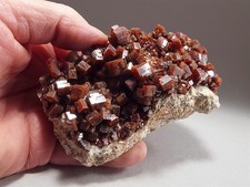 Grosso grappolo di cristalli