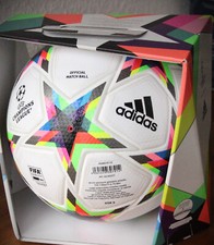 ORG Adidas Matchball CL Finale
