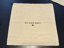 Autentico Burberry Logo Dust