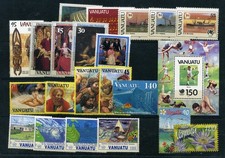 143079) Vanuatu 19 francobolli nuovi di zecca + 1 blocco + 2 francobolli timbrati