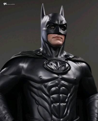 Hot toys batman - hot,