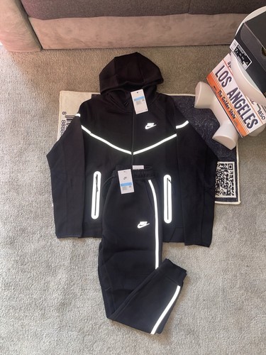 Nike tech fleece elettrica - nike,