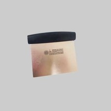 SPATOLA TAGLIA PASTA 12x8 cm