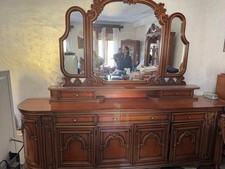 Cassettiera Classica Da Salotto, In Noce E Con Ampio Specchio.