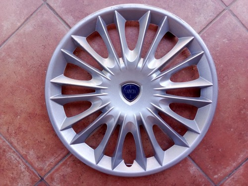 Borchia copricerchio lancia - borchia,