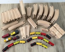 Binario e treni in legno marca
