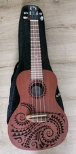 UKULELE CONCERTO QUATTRO CORDE