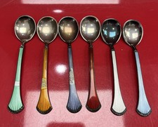 Antichi cucchiaini da tè