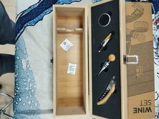 Set Vino Con 4 Accessori