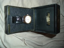 NUOVO NELLA CUSTODIA! Orologio