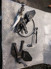 Coppia pedane originali Yamaha R6 ultima serie