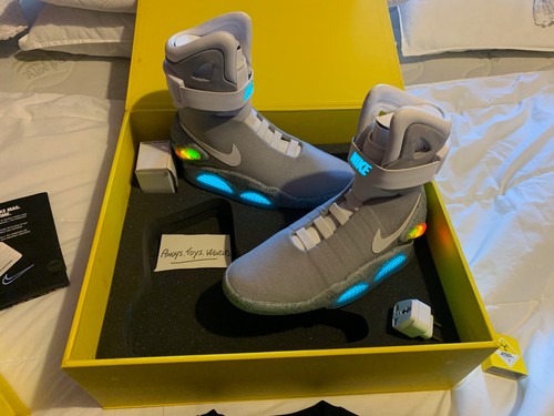 Nike mag 2011 - nike, original