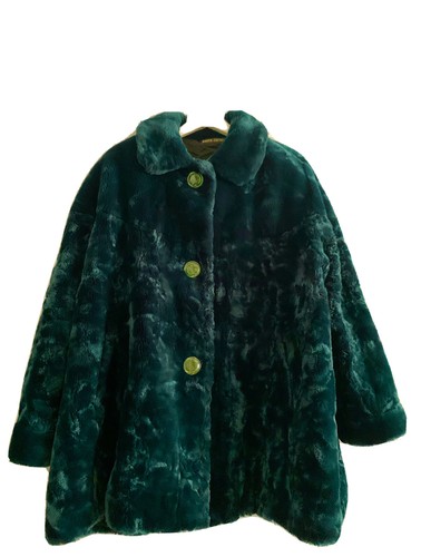 Pelliccia ecologica donna