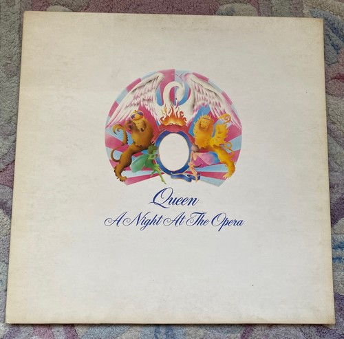 Queen night at - –, opera