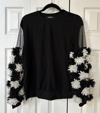 Top Akira bianco e nero manica