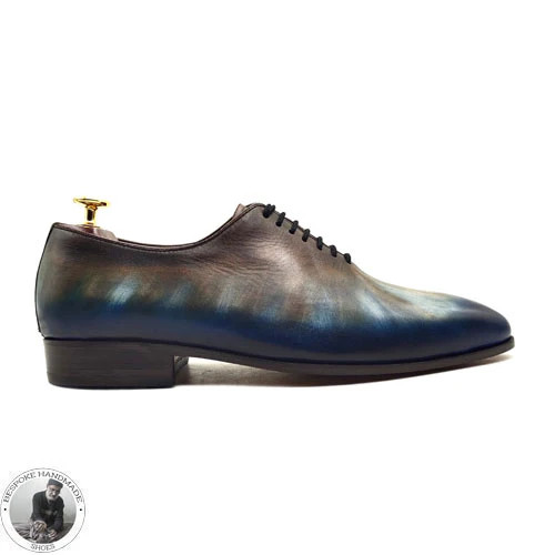 Scarpe uomo fatte - , a