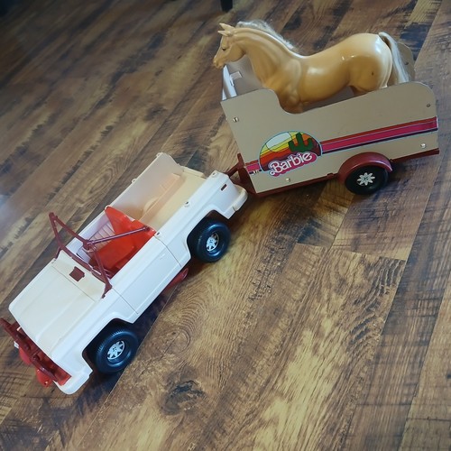 Barbie jeep rimorchio - barbie,