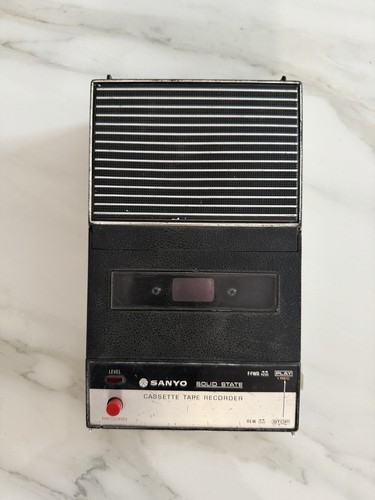 Sanyo m1104 solid state - sanyo,