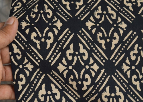 Blocco mano nero beige 10 - mano, e