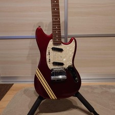 Fender JAPAN Mustang Chitarra