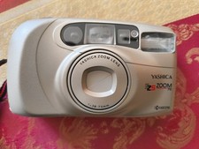YASHICA EZS zoom 70 Macchina Fotografica Analogica Point And Shoot 35 Mm