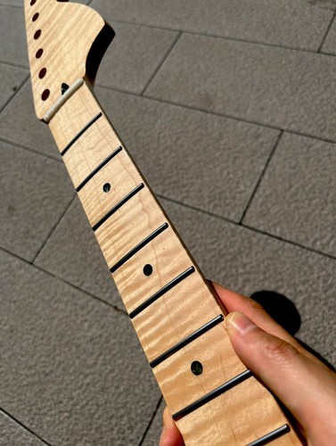 Nuovo manico chitarra