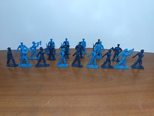 24 SOLDATINI STARLUX MARINAI