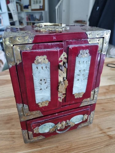 Cofanetto vintage cinese per