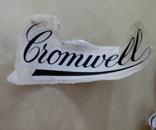 Logo antiguo casco - logo, cromwell