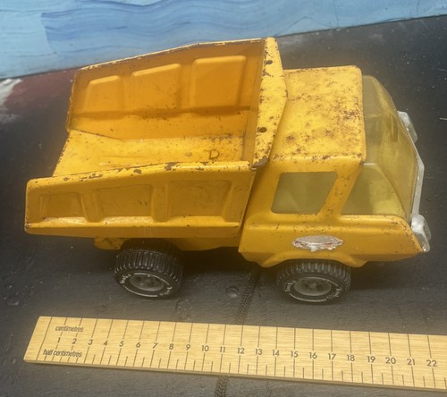 Camion ribaltabile vintage