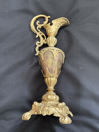 Vaso brocca stile vittoriano